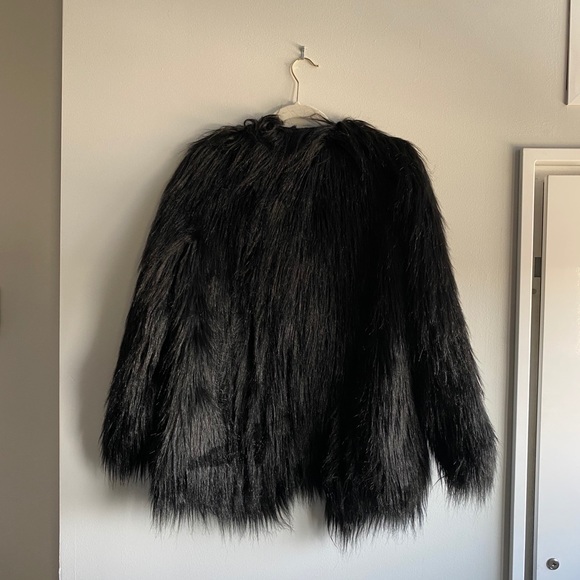 Fabulous Furs Tibetan Lamb Faux Jacket - Picture 3 of 5